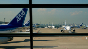 01-004-haneda_all_ana