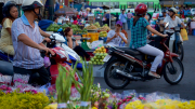 082 - Saigon - Street Market