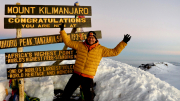 Uhuru Peak (5895m)