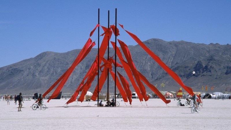 039_burningman.jpg